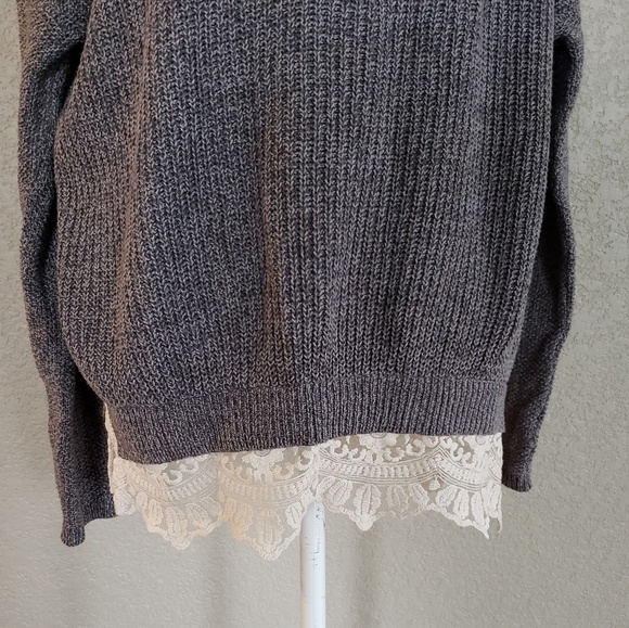 Pins And Needles lace hem sweater - Picture 3 of 6